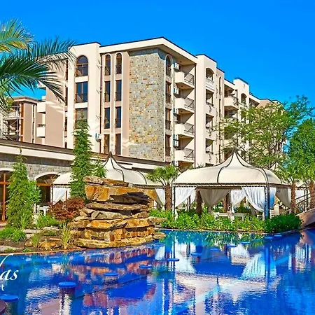Apartamento студио каскадас а8 *